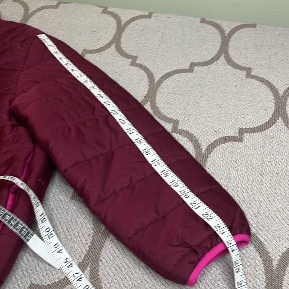 Wild Fable burgundy berry red lining puffer zip up jacket - Picture 12 of 13